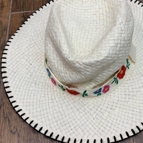 Summer hat - Picture 2 of 4